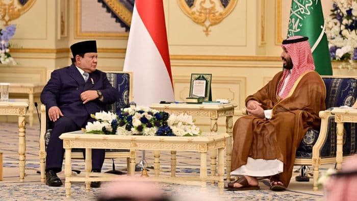 prabowo_telepon_mohammed_bin_salman_bahas_eskalasi_konflik_timur_tengah_dan_stabilitas_kawasan