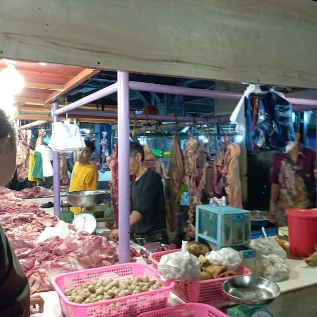 seminggu_jelang_lebaran_2026_harga_daging_sapi_dan_ayam_turun_di_siantar_