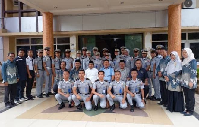 anak_nelayan_jadi_taruna_taruni_temui_wali_kota_sibolga