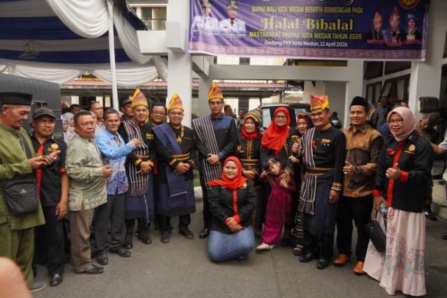 wali_kota_medan_rico_tri_putra_bayu_waas_perkuat_silaturahmi_dan_budaya_pakpak_di_halalbihalal_himpak