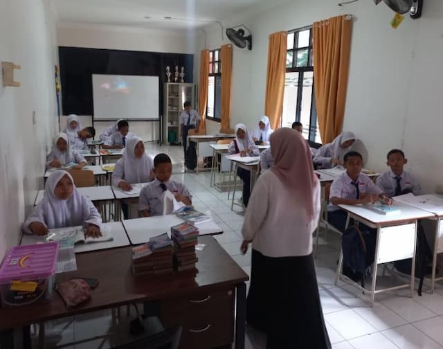 hampir_setahun_berjalan_perilaku_dan_disiplin_siswa_srmp_2_medan_dinilai_semakin_membaik
