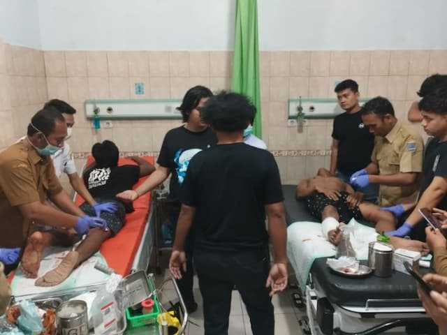 melawan_saat_dibekuk_dua_pelaku_begal_pelajar_sma_di_binjai_yang_viral_ditembak_polisi
