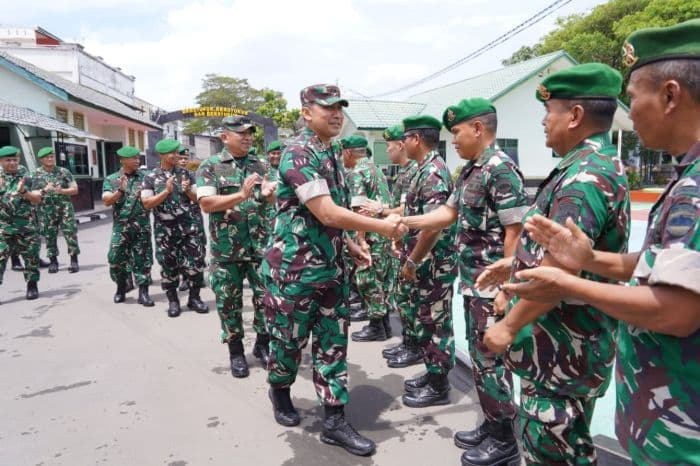 pangdam_i_bukit_barisan_tekankan_profesionalisme_disiplin_dan_loyalitas_prajurit_dalam_menjalankan_tugas