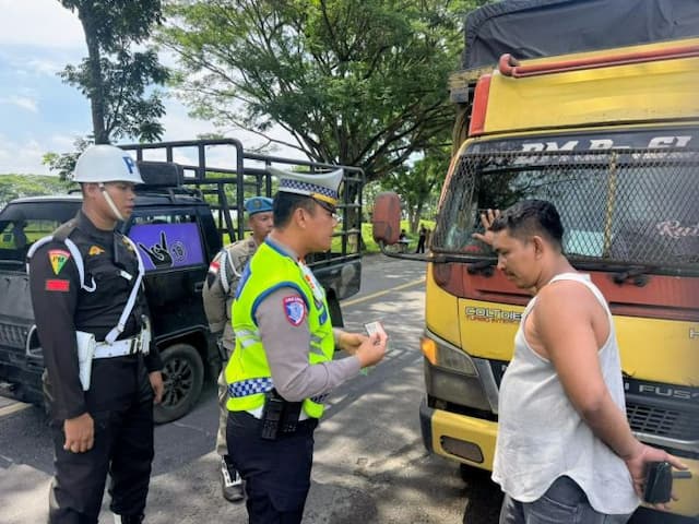 puluhan_kendaraan_terjaring_operasi_gabungan_polres_batu_bara