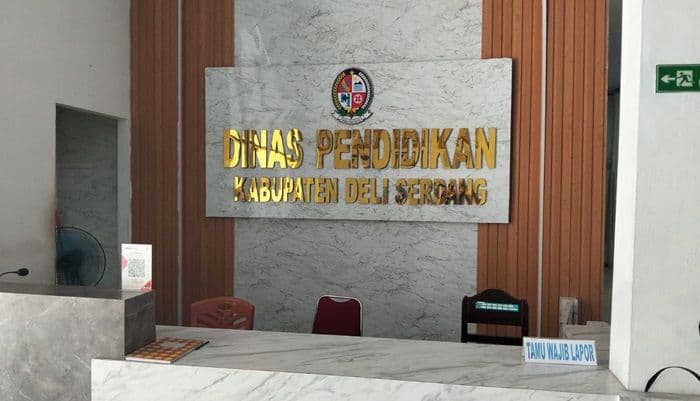 sistem_pelaporan_sekolah_di_deli_serdang_dikeluhkan_efektivitas_opk_dipertanyakan