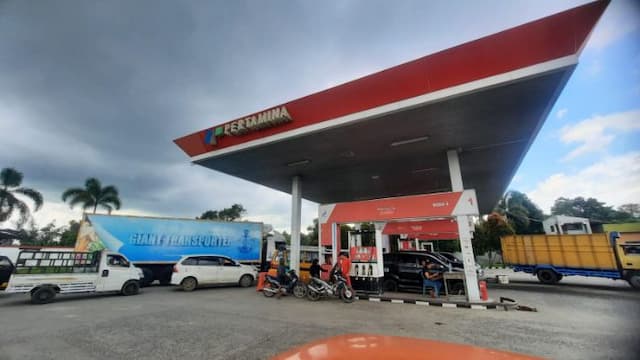 kelangkaan_solar_kian_parah_sopir_logistik_asal_simalungun_merugi_besar