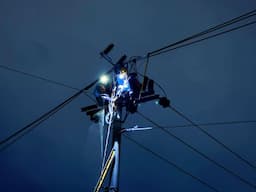 listrik_sumut_normal_24_jam_pln_sukses_pulihkan_sistem_kelistrikan_72_jam_lebih_cepat