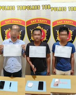 polisi_amankan_15_orang_dari_cafe_zior_tiga_jadi_tersangka