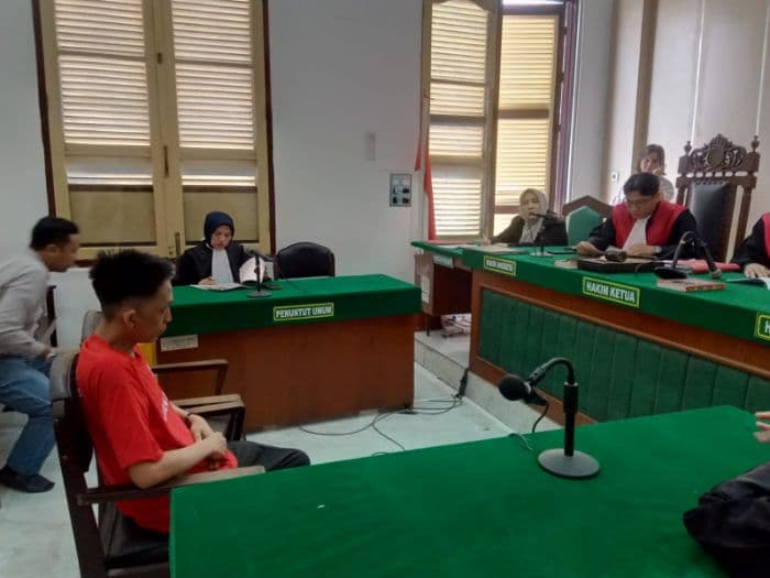 warga_lampung_divonis_12_tahun_penjara_setelah_bawa_pil_ekstasi_dari_medan