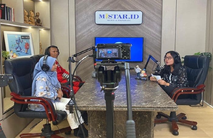mendaki_gunung_jadi_tren_anak_muda_irvan_dan_elfa_ingatkan_bahaya_medan_ekstrem_dan_hipotermia