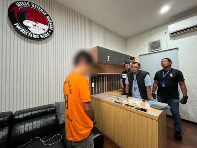 pemasok_narkoba_di_jalan_mangkubumi_medan_ditangkap_sabu_328_gram_diamankan