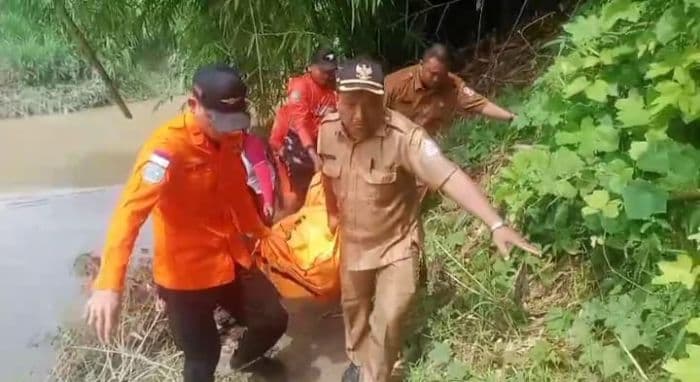 dua_korban_hanyut_di_sungai_belumai_tanjung_morawa_berhasil_ditemukan