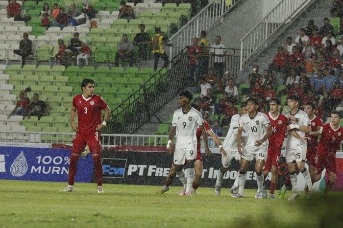 indonesia_vs_tajikistan_u17_di_piala_kemerdekaan_2025_skor_imbang_11_di_babak_pertama