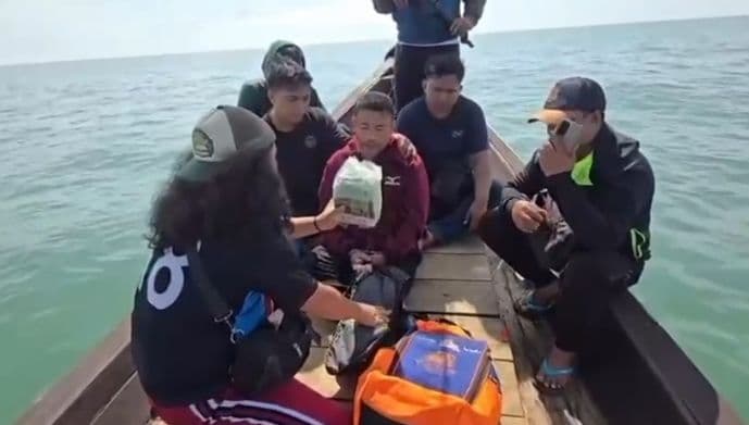 pria_asal_bangkalan_ditangkap_bawa_2_kg_sabu_dari_malaysia_via_perairan_asahan