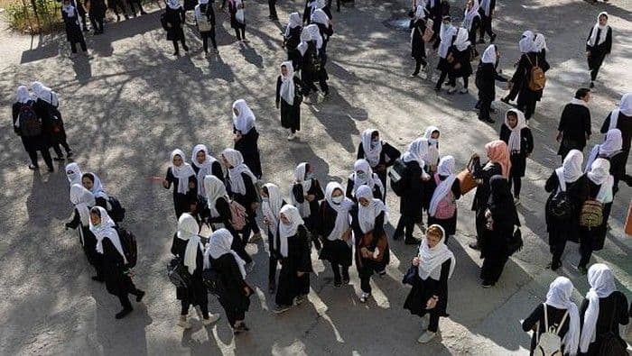 24_juta_anak_perempuan_afghanistan_dilarang_sekolah_oleh_taliban