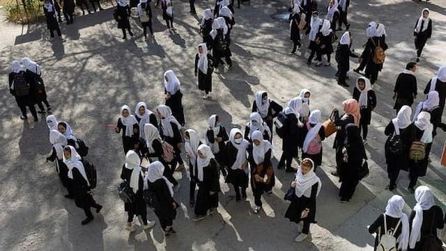 24_juta_anak_perempuan_afghanistan_dilarang_sekolah_oleh_taliban