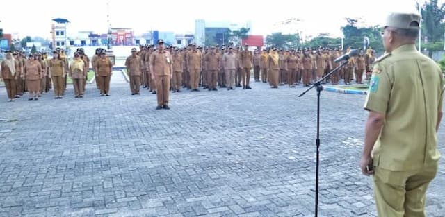 48_asn_pemkab_simalungun_diperiksa_terkait_dugaan_kecurangan_absensi_android
