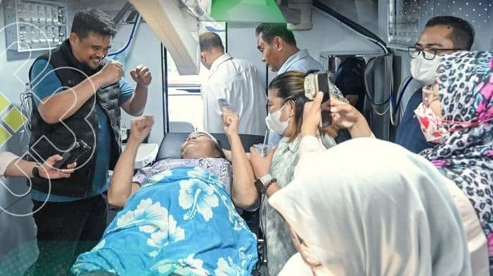 tiga_pasien_nias_selatan_dirujuk_ke_medan_usai_gubernur_sumut_berkantor_di_nias