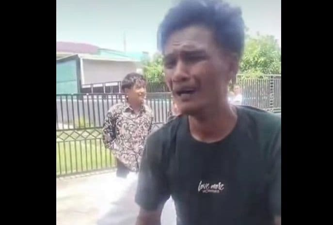 dipergoki_masuk_pekarangan_rumah_warga_di_beringin_pencari_barang_bekas_diamankan