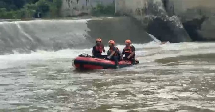hendak_ambil_ban_hanyut_pria_59_tahun_tenggelam_di_bendungan_sungai_kulab_langkat