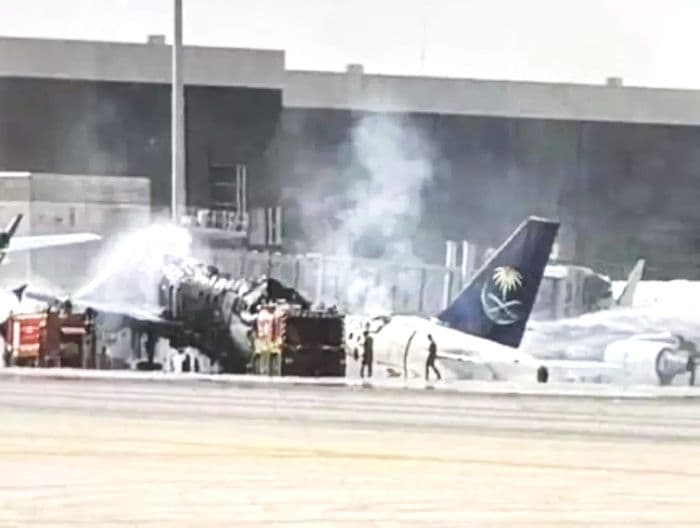serangan_terbaru_di_bandara_riyadh_tewaskan_warga_pakistan