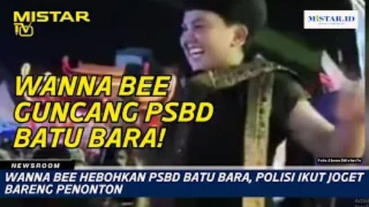 newsroom_wanna_bee_hebohkan_psbd_batu_bara_polisi_ikut_joget_bareng_penonton