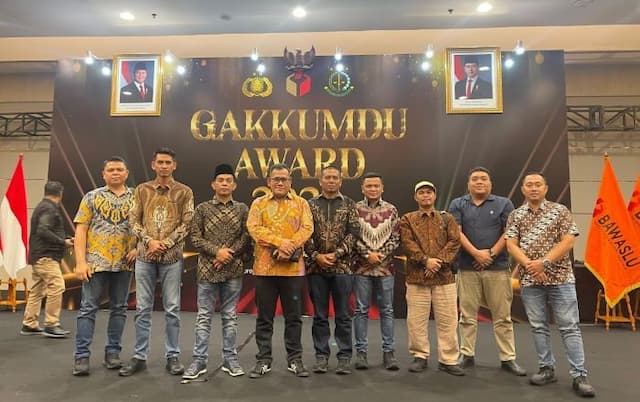 bawaslu_karo_raih_penghargaan_fasilitasi_terbaik_di_gakkumdu_award_2025_