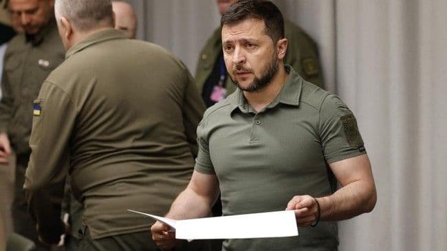presiden_zelensky_sebut_akan_gelar_pemilu_ukraina_minta_jaminan_ke_dolald_trump_cs