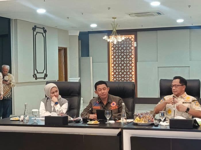 bnpb_targetkan_1049_huntara_di_sumut_rampung_akhir_januari_2026