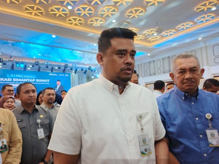 tahun_2026_gubernur_bobby_nasution_bakal_keliling_berkantor_di_daerah