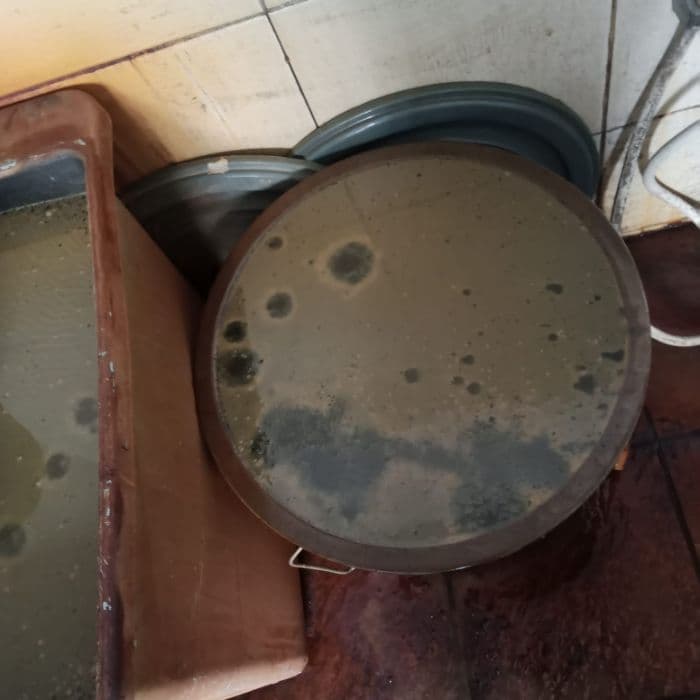 air_sumur_bor_berlumpur_dan_berminyak_pustu_kota_sidikalang_jadi_sorotan_