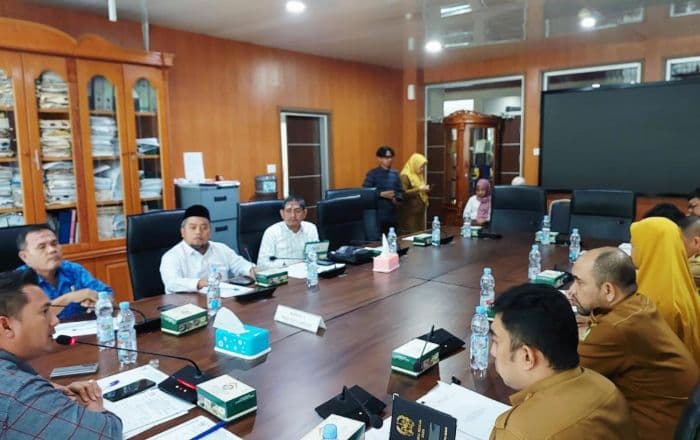 direkomendasikan_dewan_pecat_eks_camat_medan_maimun_inspektur_sanksi_disiplin_berat_dan_demosi_12_bulan