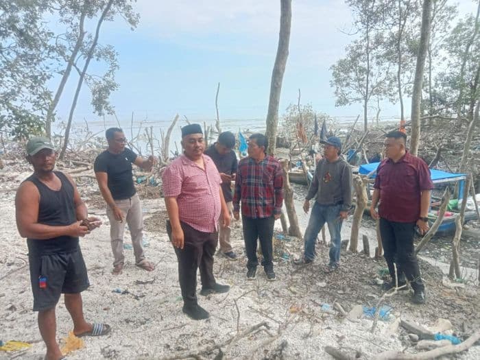 dprd_sergai_tinjau_abrasi_kuala_bogak_besar_nelayan_kesulitan_melaut