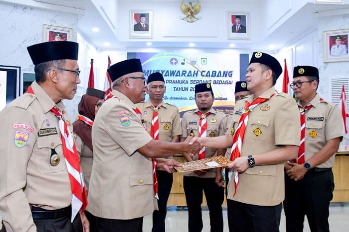 h_adlin_tambunan_terpilih_aklamasi_ketua_kwarcab_gerakan_pramuka_serdang_bedagai_20262030