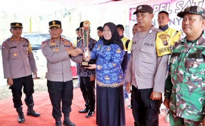 nagori_dolok_maraja_ukir_prestasi_di_ajang_satkamling_sumut