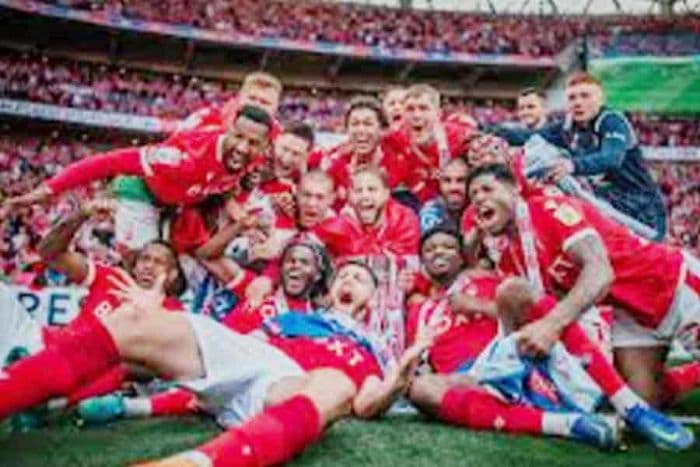nottingham_forest_pecat_tiga_pelatih_dalam_enam_bulan