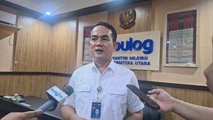 bulog_sumut_terima_tambahan_27000_ton_beras_dari_jakarta
