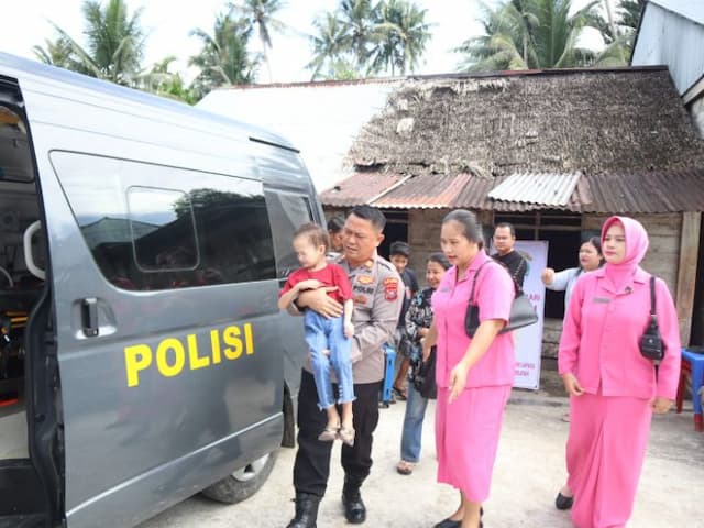 anak_penderita_stunting_di_lahusa_ditangani_kapolres_nias_selatan