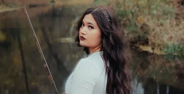 kamila_batavia_persembahkan_tayomi_surat_cinta_untuk_mendiang_ibunda
