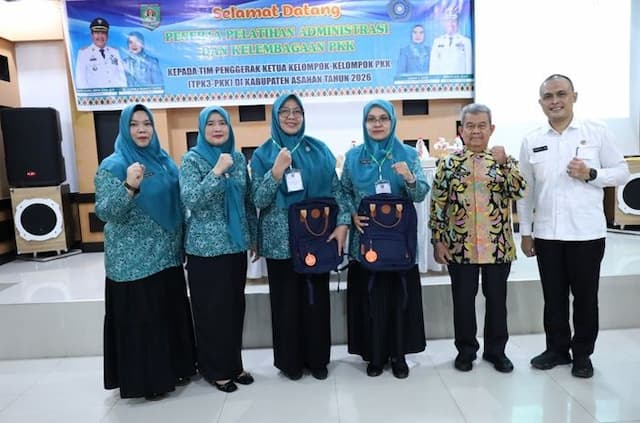 pelatihan_tp_pkk_asahan_2026_digelar_bupati_dorong_kader_lebih_inovatif_dan_melek_teknologi
