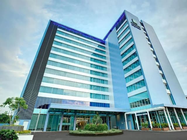 saham_brpt_milik_prajogo_pangestu_melonjak_1486_persen_usai_bertahan_di_indeks_msci