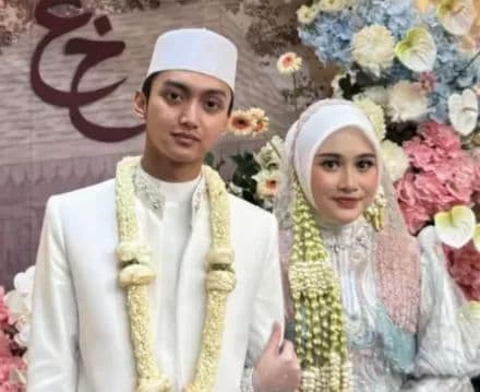 viral_gus_azmi_dan_ning_khansa_resmi_menikah_kesederhanaan_dan_keteladanan