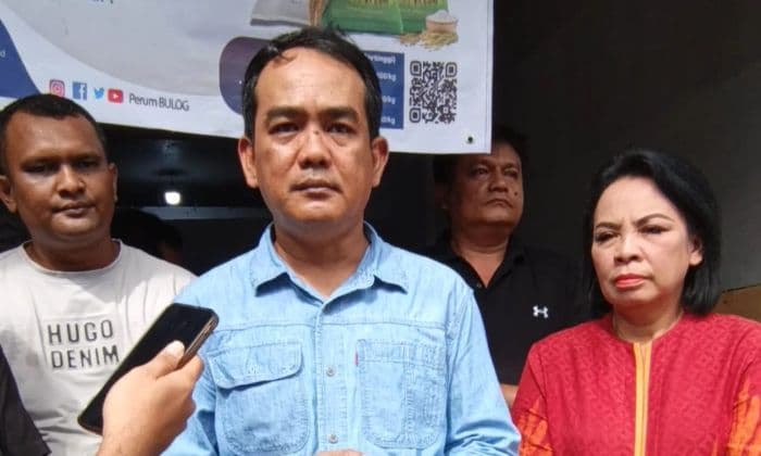 bulog_sumut_salurkan_beras_sphp_sejak_sabtu