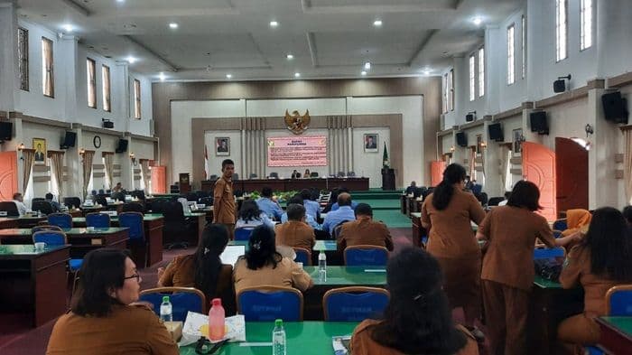 paripurna_dprd_simalungun_ditunda_absennya_tiga_pimpinan_dewan_jadi_sorotan