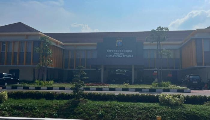 polda_sumut_bantah_isu_dgr_dibebaskan_tersangka_kasus_liquid_vape_masih_ditahan