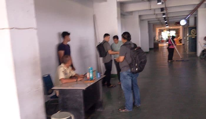 polisi_periksa_4_saksi_dan_cctv_ungkap_pergerakan_asn_bpn_nias_yang_tewas_di_apartemen_skyview