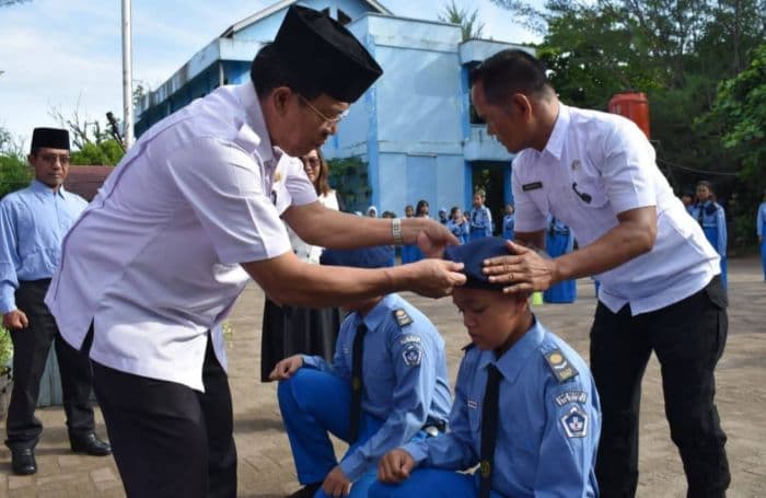 peserta_didik_baru_kelas_unggulan_smp_negeri_1_sibolga_dikukuhkan