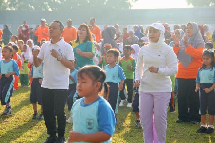 wamendikdasmen_dan_bupati_labuhanbatu_perkenalkan_tujuh_kebiasaan_anak_indonesia_hebat