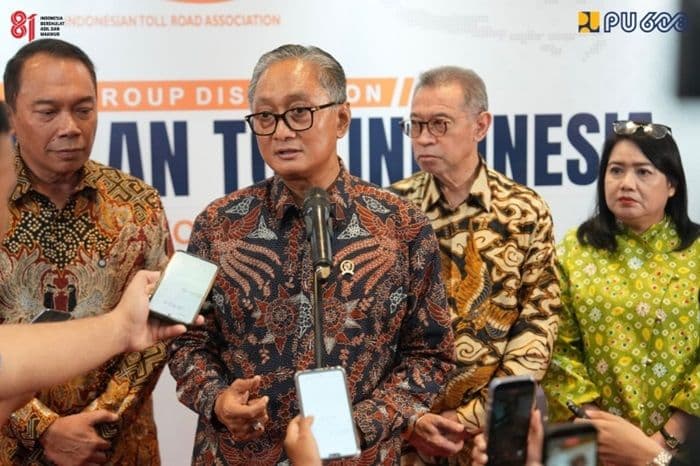 dody_hanggodo_berharap_badan_usaha_tol_gunakan_aspal_merah_putih_