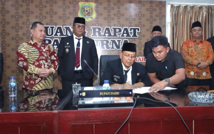 dprd_dan_pemkab_dairi_sepakati_kua_ppas_apbd_2027_rp118_triliun
